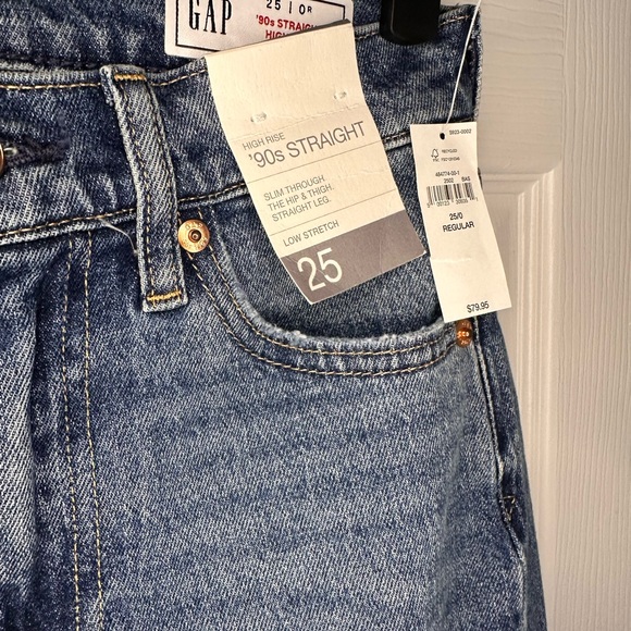 NWT GAP High Rise 90’s Slim Straight Jeans - Picture 7 of 8